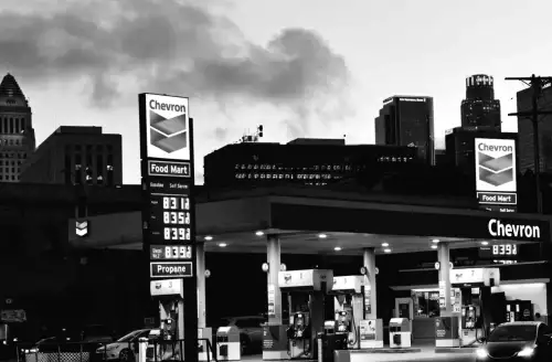 2 U.S. Senators suggest halting Gas Tax until October due to increasing prices