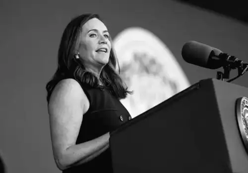 Former first lady of Virginia to run for Congress in newly redrawn district