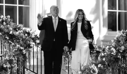 Report: Donald Trump Unaware of Melania's Epstein Statement