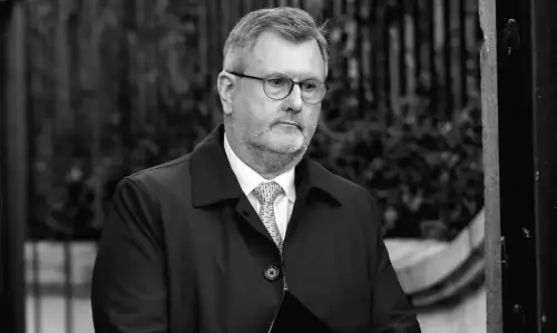 Review date scheduled for Jeffrey Donaldson's case