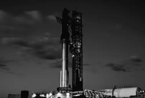 Elon Musk announces another delay for Starship's 2026 debut by SpaceX